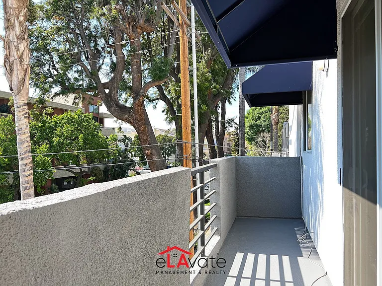 14515 Dickens St. — Photo 19