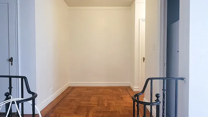 Rented by New York Residence | media 9