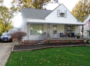 1172 Sunset Rd, Mayfield Heights, OH 44124