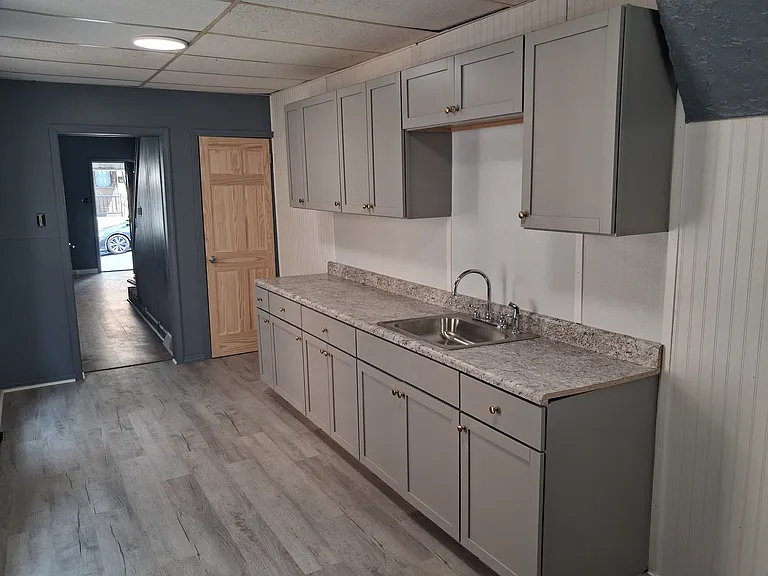 530 Wunder St — Photo 2