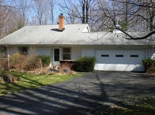 11239 Walnut Ridge Rd, Chesterland, OH 44026