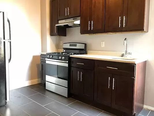 2nd image of 302 Eastern Pkwy APT 4E