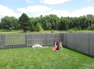 2848 NW 53rd St, Lincoln, NE 68524