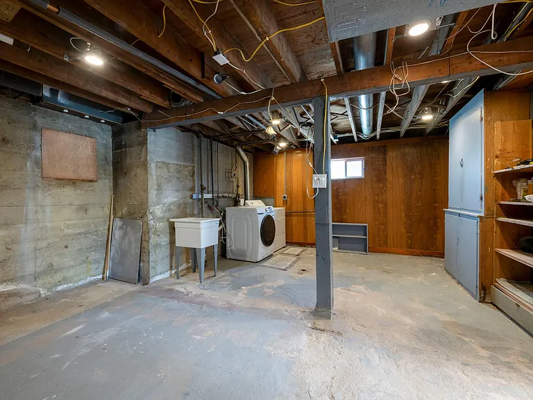 780 E Loveland Ave — Photo 19