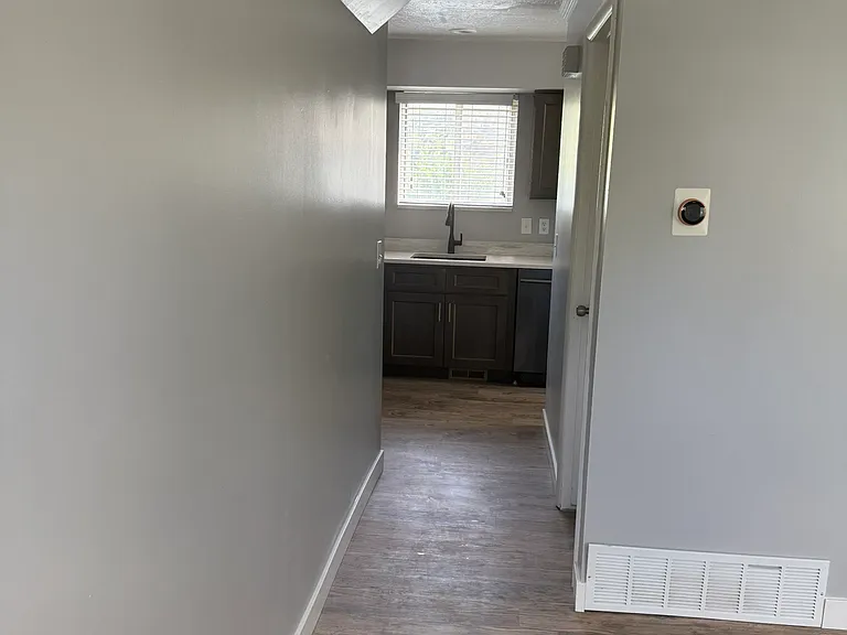 4605 W Dunsmoore Way — Photo 4