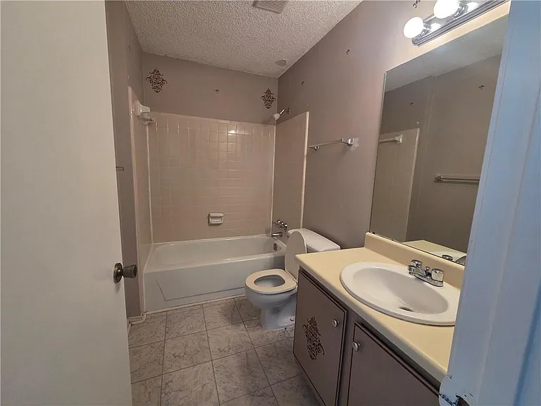 1204 Old Hammond Chase — Photo 5