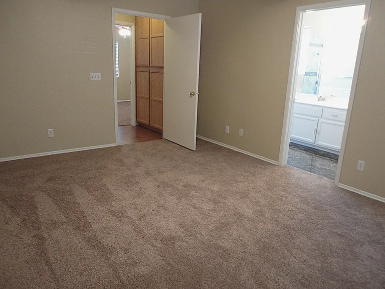 1474 Lodgepole Dr — Photo 13