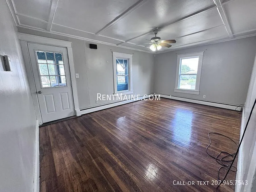 2 bed, $1,300 — Photo 3