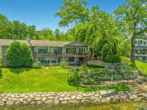 17412 County Road 101 W, Wayzata, MN 55391