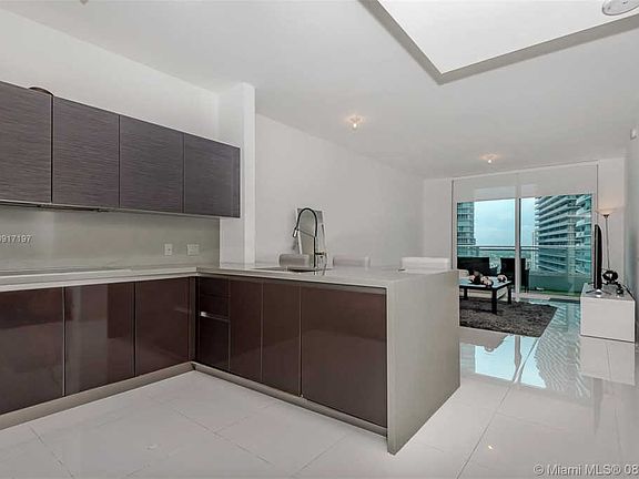 5th image of 1080 Brickell Ave Unit 1707