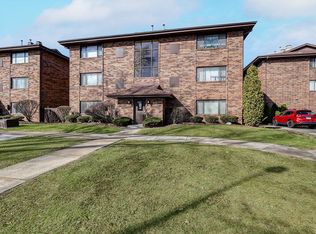 9600 S Mason Ave #4, Oak Lawn, IL 60453