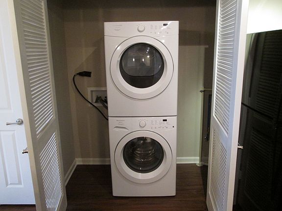 4th image of 4950 Talbott Dr APT 126