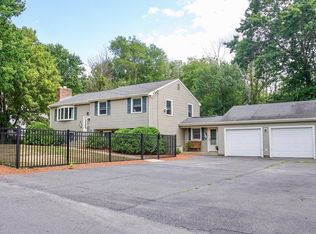 3 Meadowview Rd, Foxboro, MA 02035