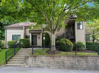 10 Nicole Cir APT 3, Ossining, NY 10562