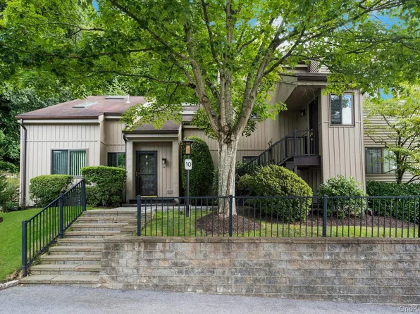 10 Nicole Circle #3, Ossining, NY 10562