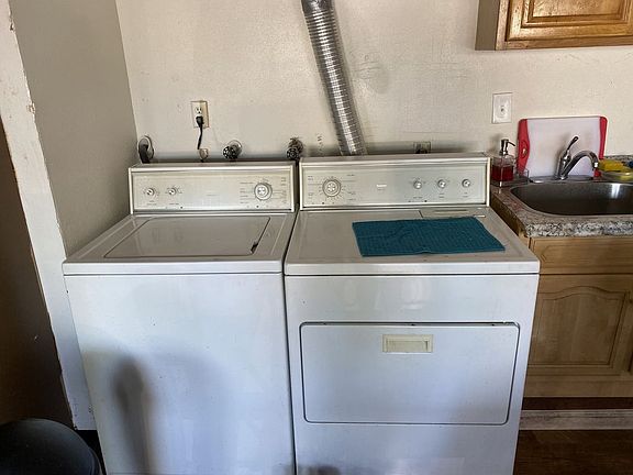 2nd image of 7516 Brownwood Way