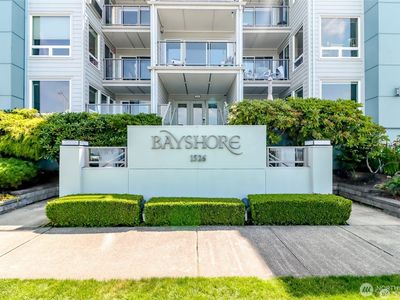 1526 Alki Avenue SW #204, Seattle, WA, 98116