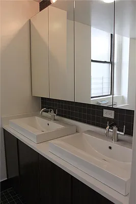 Rented by Platinum Properties | media 30