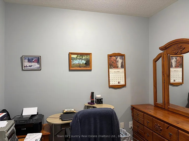 383 Main St E #421 — Photo 5