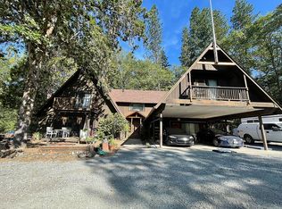 3588 Hugo Rd, Merlin, OR 97532