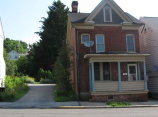 207 Mifflin St, Huntingdon, PA 16652