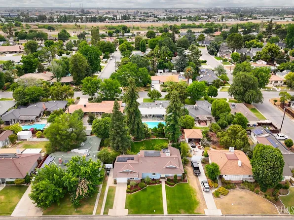 2527 Pine St, Bakersfield, CA 93301