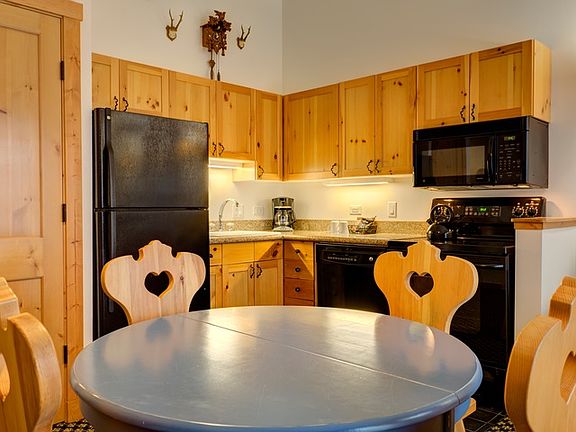 4th image of 02780-155 Boyne Mountain Rd Unit Salzburg S