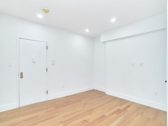 5th image of 186 Avenue A APT 1A