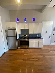 Rented by Aron Fried, LREB