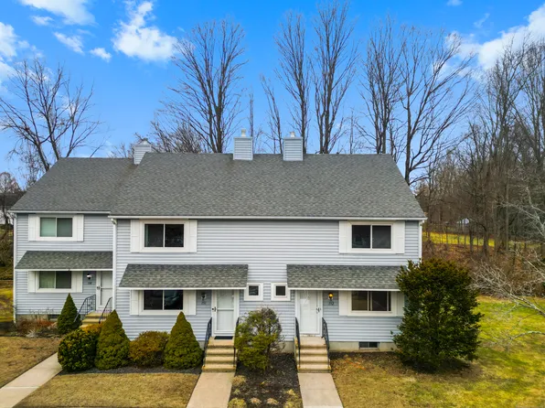 152 Salem Drive #152, Cromwell, CT 06416