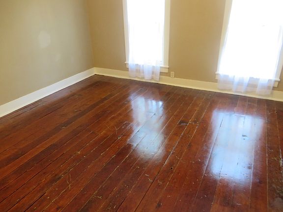 5th image of 217 W Woodland Ave