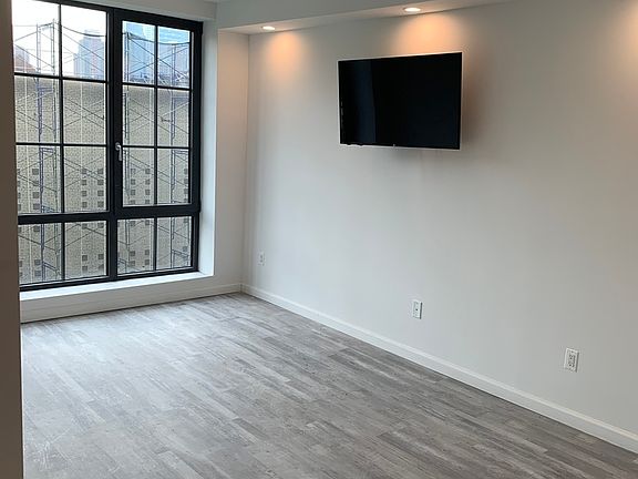 2nd image of 433 W 53rd St #5B