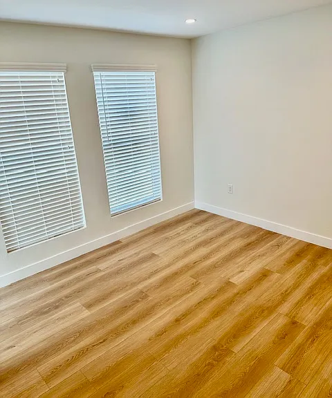 6821 Elgin St — Photo 10