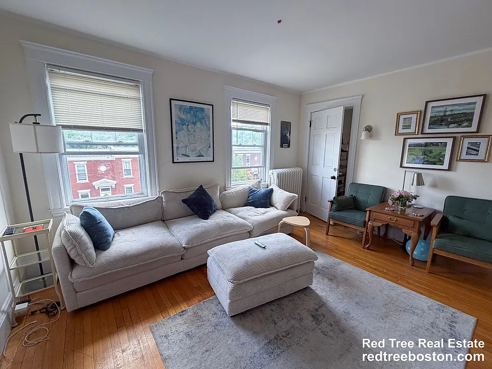 51 Leamington Rd #2B