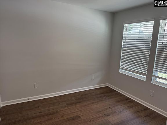 4th image of 6026 Edgemont Ct