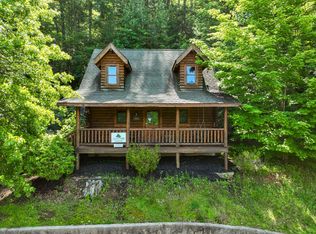 3225 Smoky Ridge Way, Sevierville, TN 37862