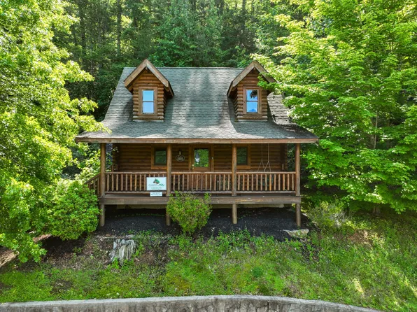 3225 Smoky Ridge Way, Sevierville, TN 37862
