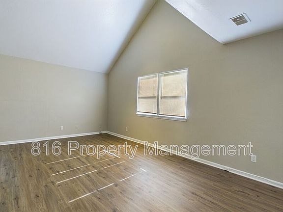 5th image of 5722 Norton Ave #5724