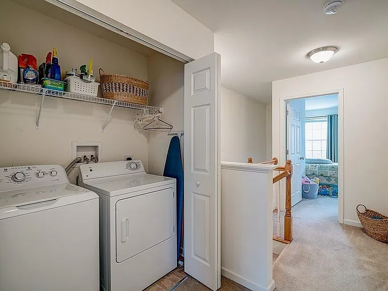 458 Jacobsen Dr #1 — Photo 16