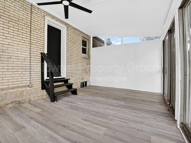 222 Henquin Dr — Photo 17
