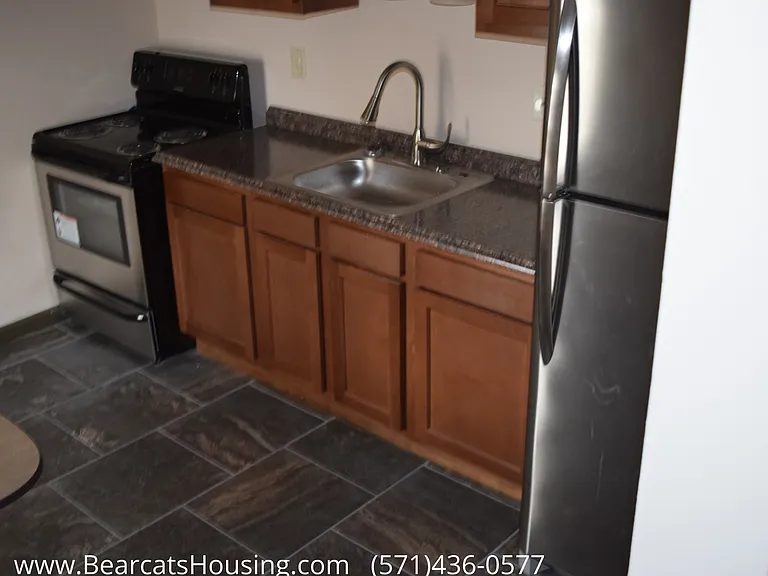 100 Walnut St — Photo 12