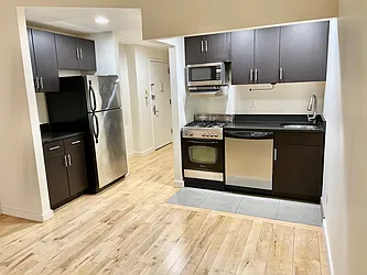 1810 3rd Avenue, #A4A