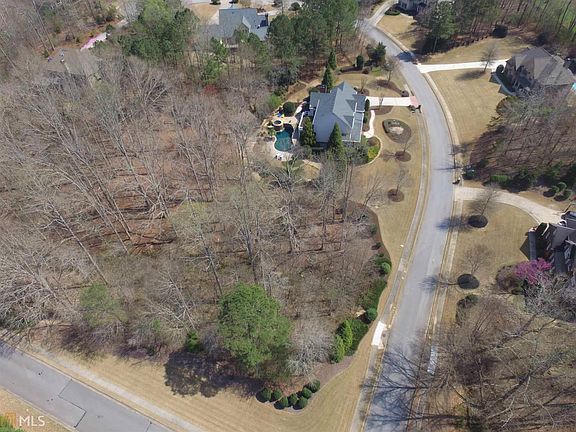 2nd image of 57 Willow Oak Ln