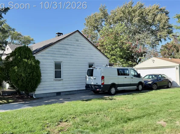 8225 Chapp Ave, Warren, MI 48089