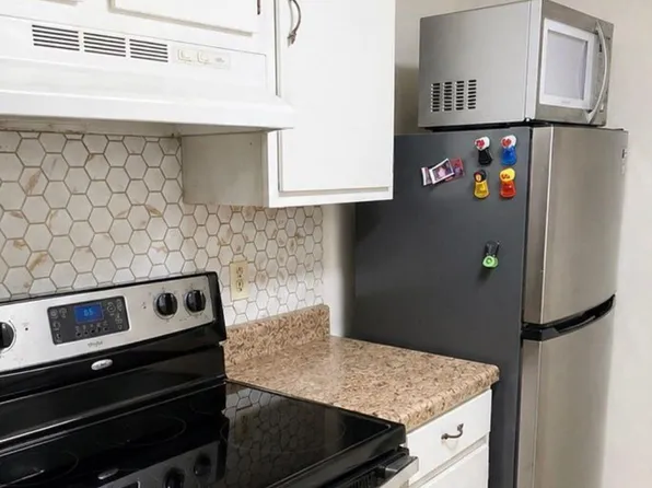 6200 Riverside Dr APT 456, Metairie, LA 70003