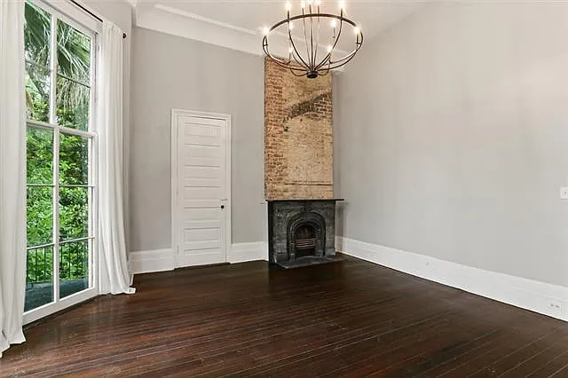 2601 Camp St — Photo 30