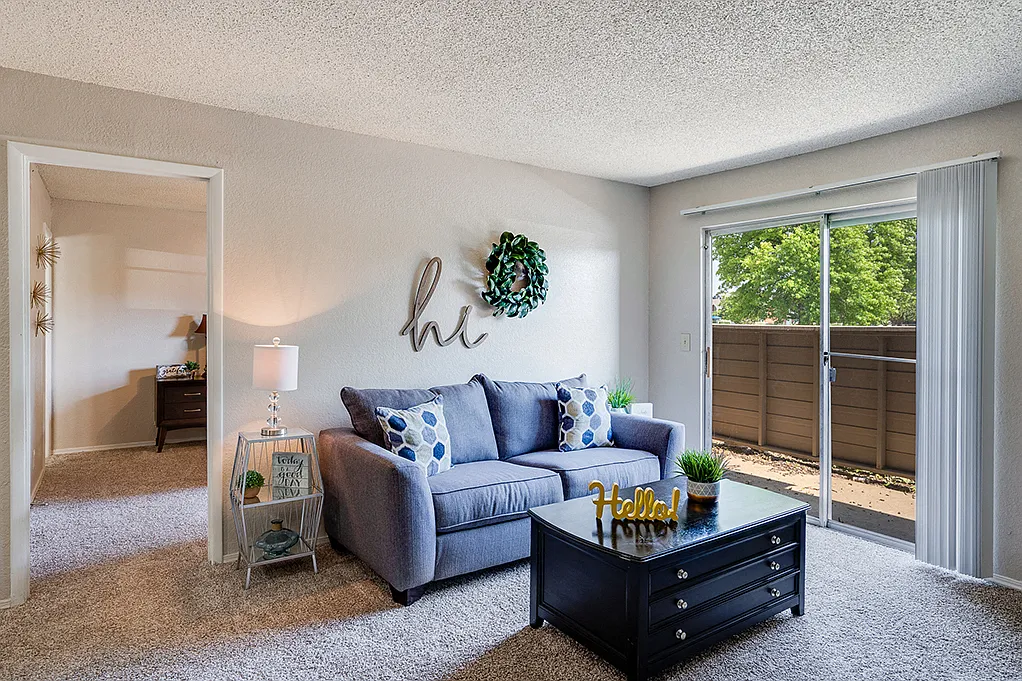 Riverchase Apartments — Photo 1