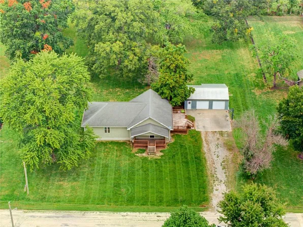 605 E Crandall St, Meadville, MO 64659