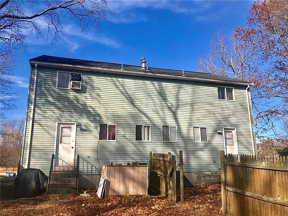 4th image of 34 Donahue Way
