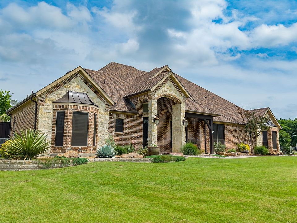 1st image of 3031 Hillview Dr